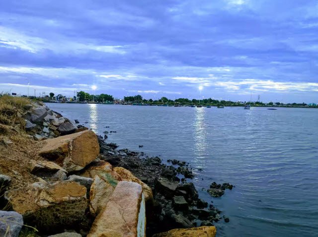 Tuticorin Roach Beach, Thoothukudi (Tuticorin), Tamil Nadu - Vushii.com Tuticorin Roach Beach, Thoothukudi (Tuticorin), Tamil Nadu - Vushii.com